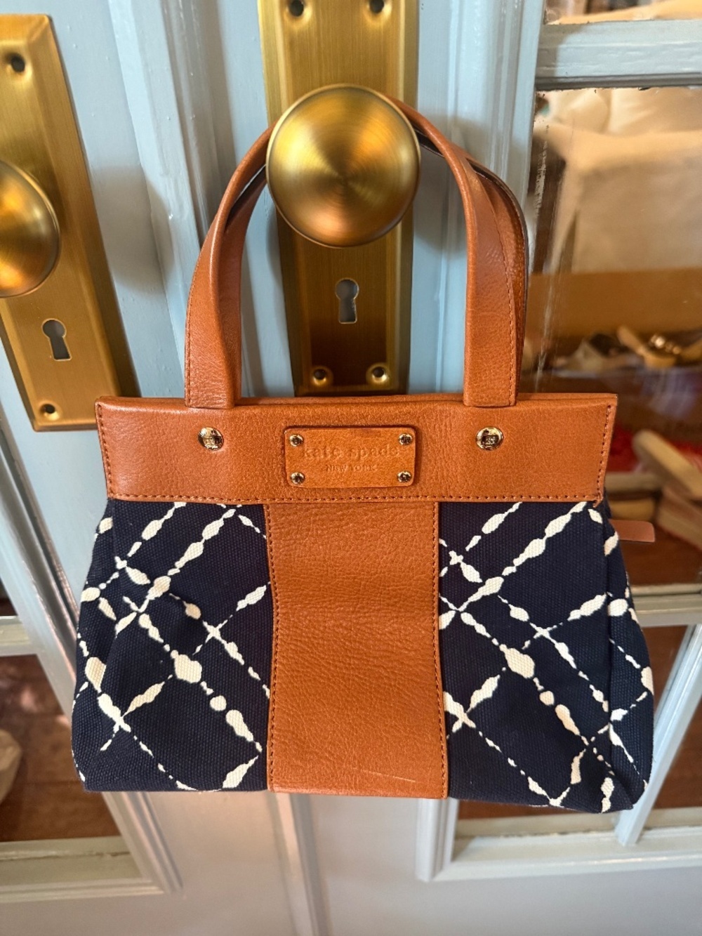 Kate Spade New York Small Dane Dutchess County Hand Bag